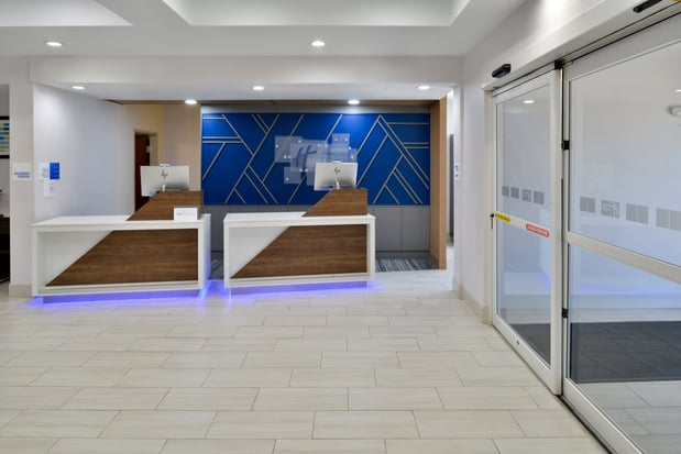 Images Holiday Inn Express & Suites Carthage by IHG