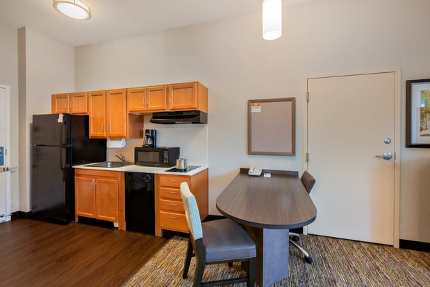 Images Candlewood Suites Medford by IHG
