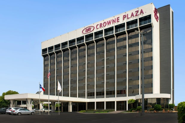 Images Crowne Plaza San Antonio Airport by IHG