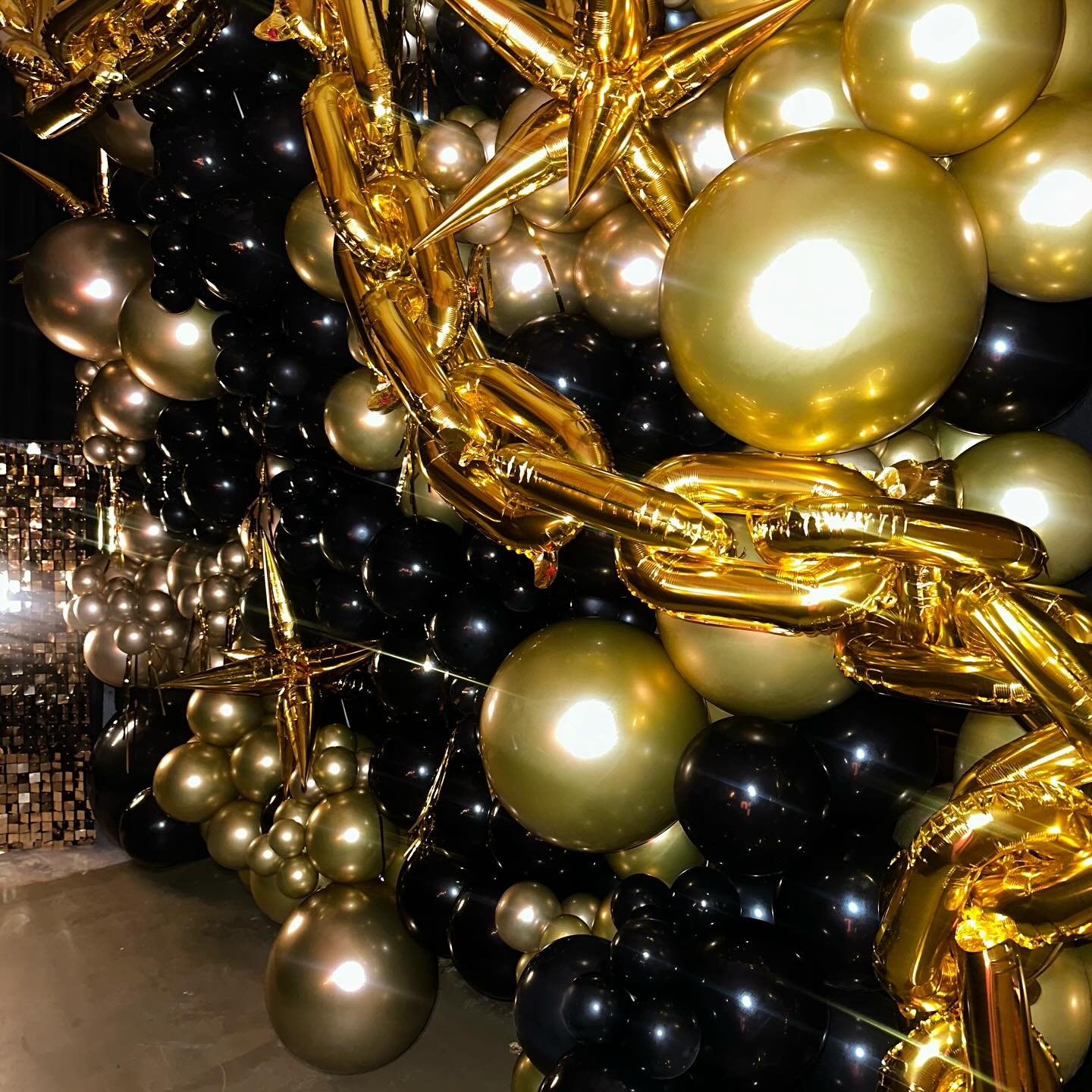 Dream Team Decor Image