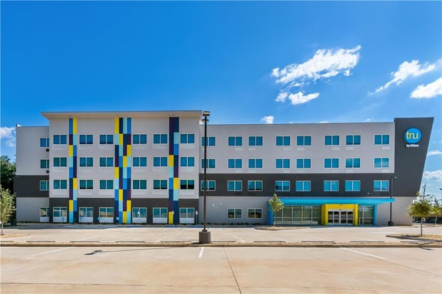 Images Tru by Hilton Pensacola I-10 North Davis Highway