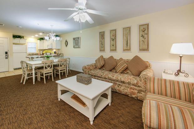 Images Holiday Inn Club Vacations Orlando Breeze Resort