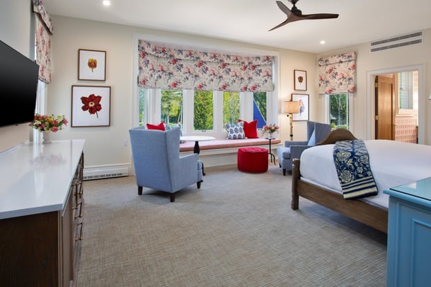 Images The Inn at Stonecliffe