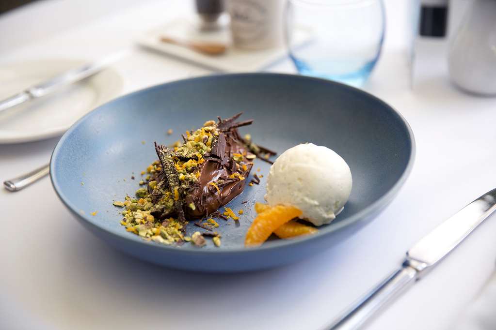 Images Best Western Sanctuary Inn