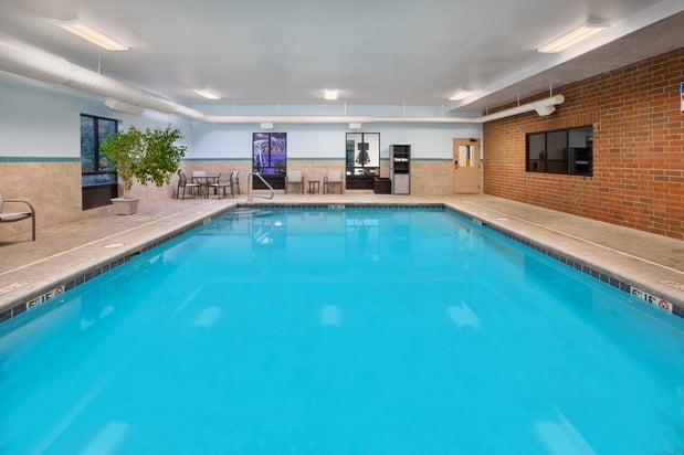 Images Holiday Inn Express & Suites Kent - University Area by IHG