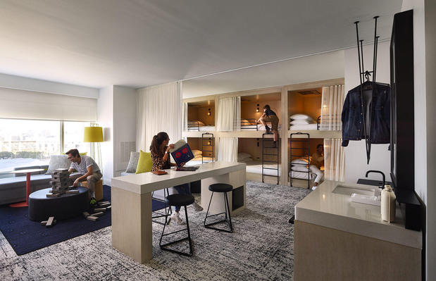 Images Reverb Downtown Atlanta