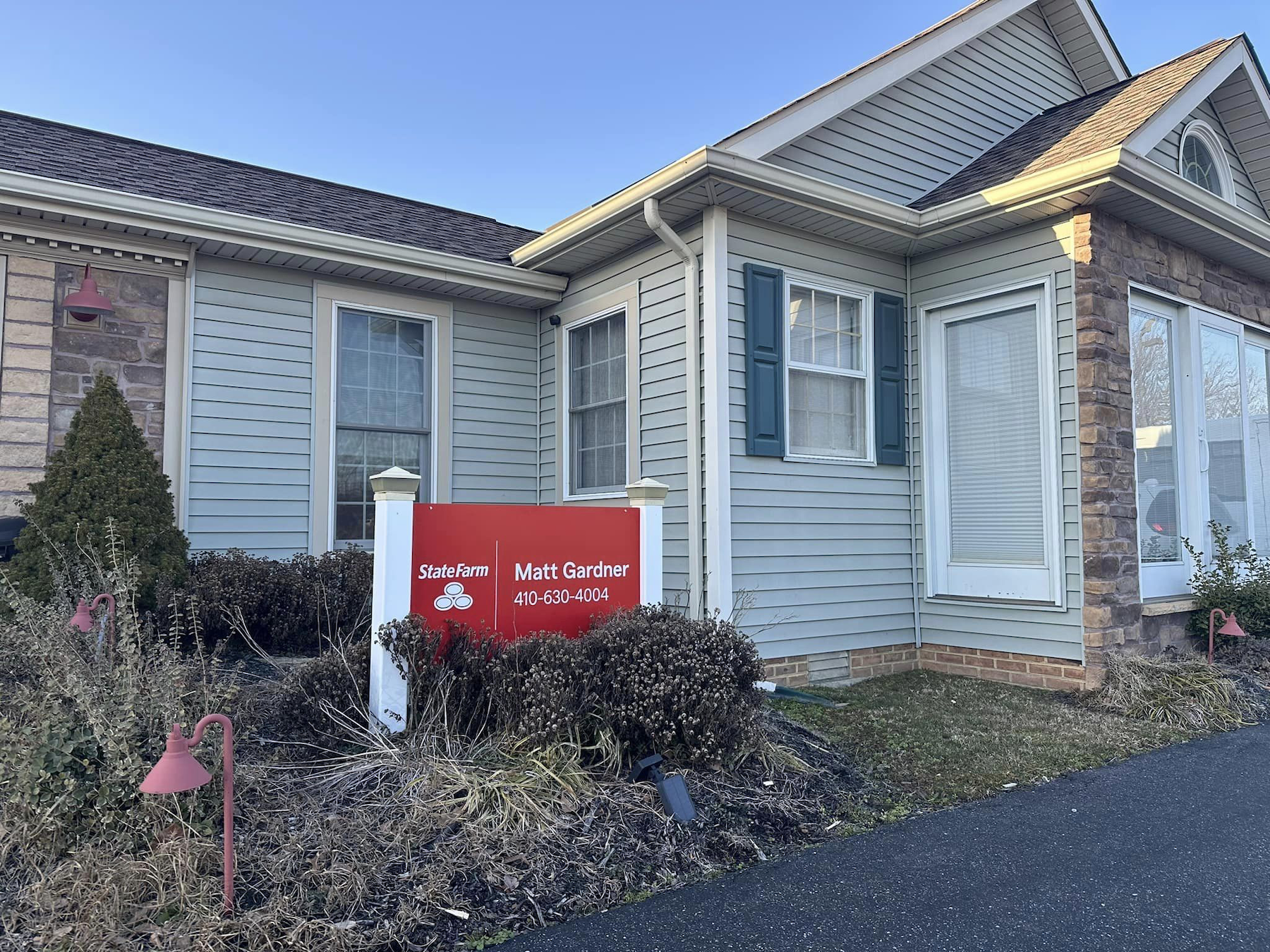 The Matt Gardner State Farm White Marsh location had a smooth grand opening on Friday, March 1st! Give our office a call for any of your insurance and financial services needs!