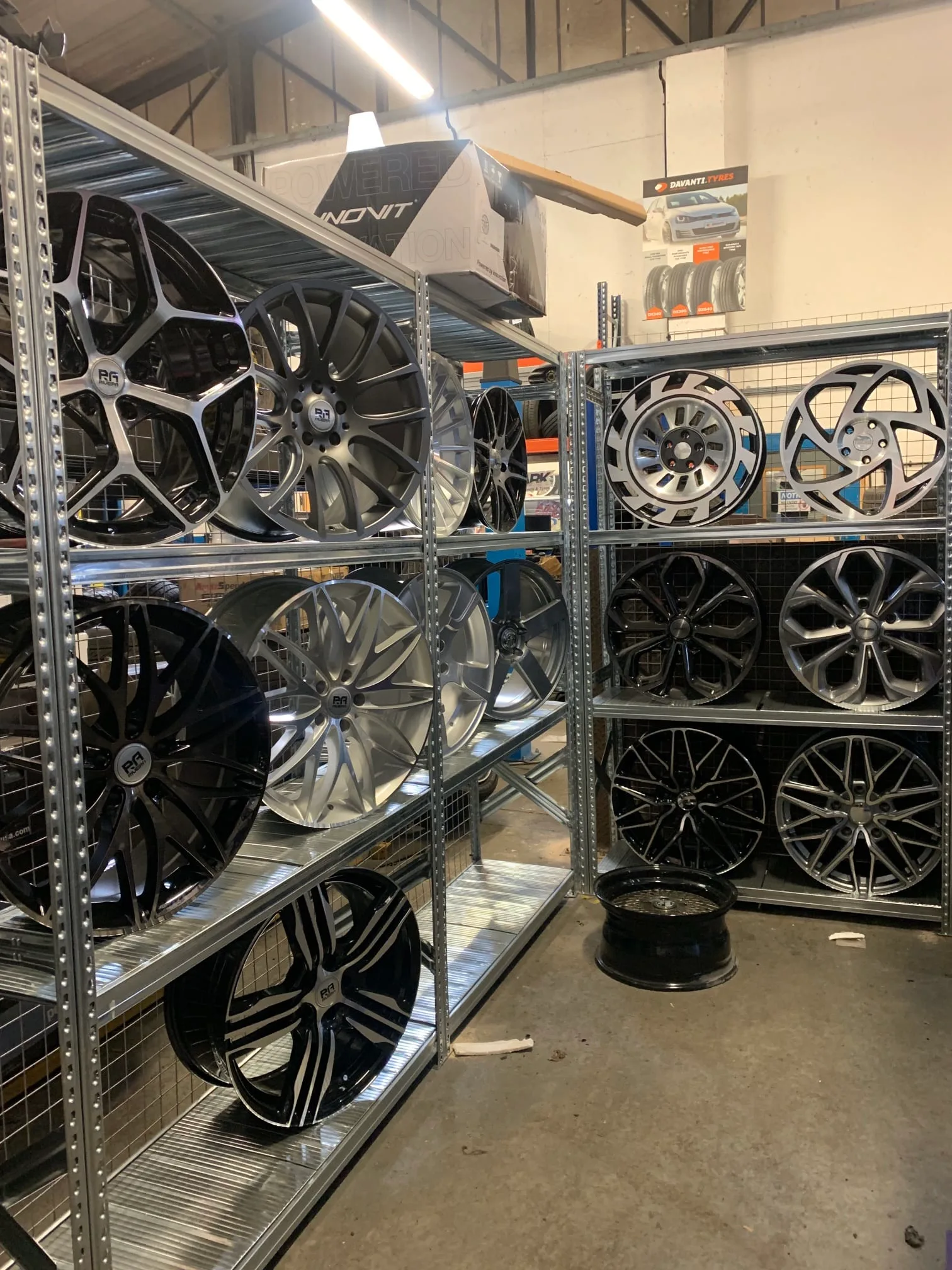 Images Treadmark Wheels & Tyres