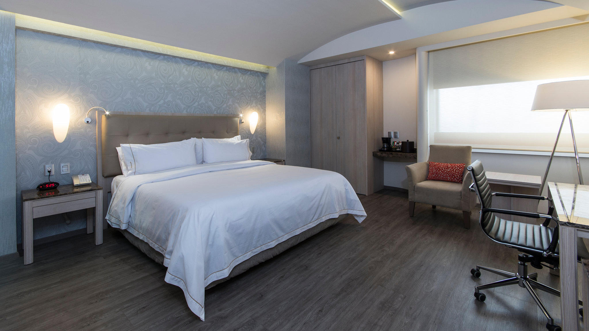 Images Holiday Inn Express Mexico - Toreo by IHG