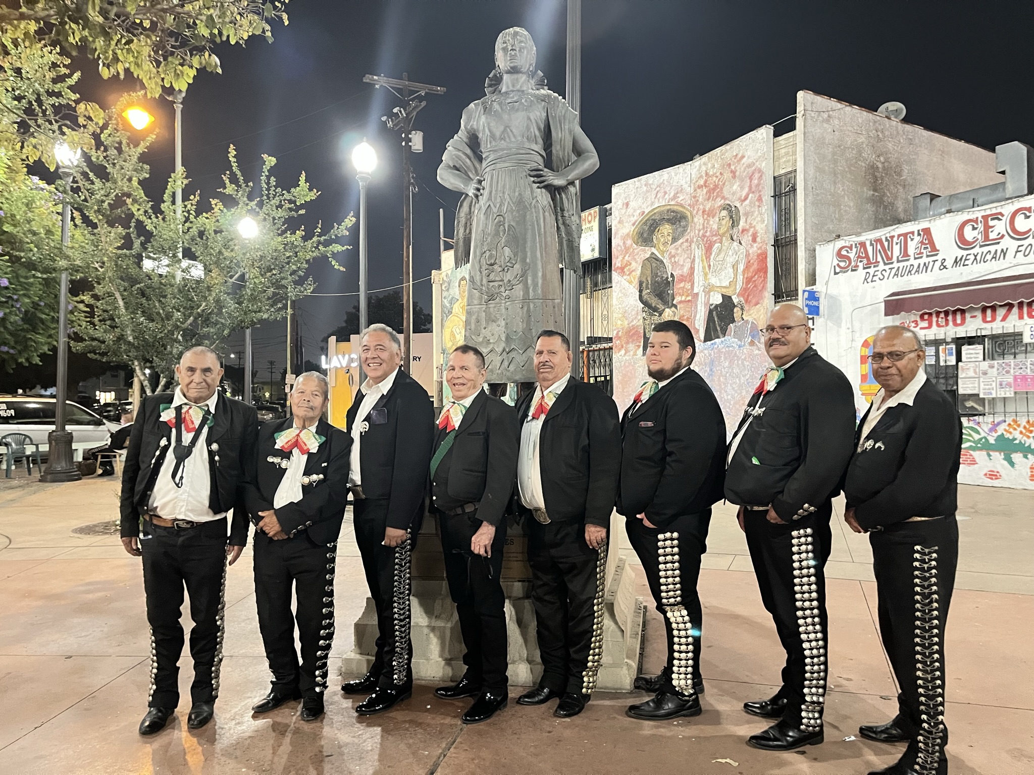 Mariachi Negrete - Mariachi
