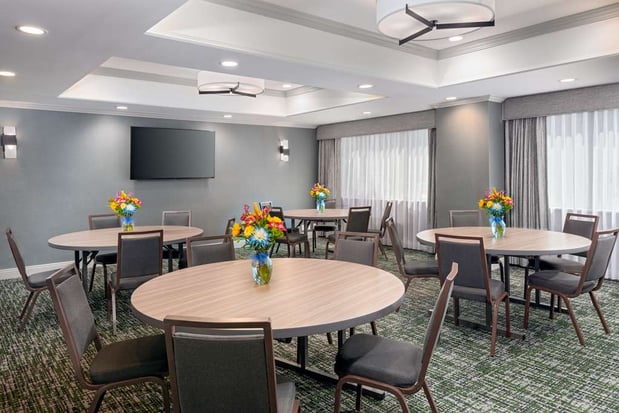 Images Hampton Inn Hartford/Airport