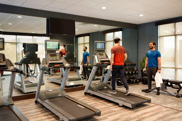 Images Holiday Inn & Suites Oakland - Airport by IHG