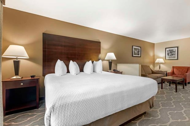Images Best Western Plus Burleson Inn & Suites