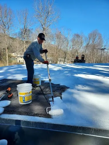 BJB Roofing Logo