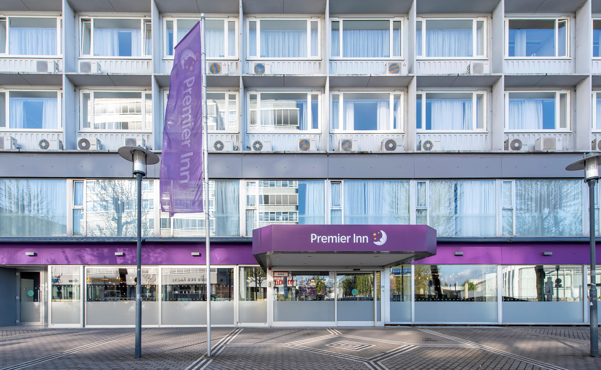 Kundenbild groß 1 Premier Inn Saarbrücken City Centre hotel