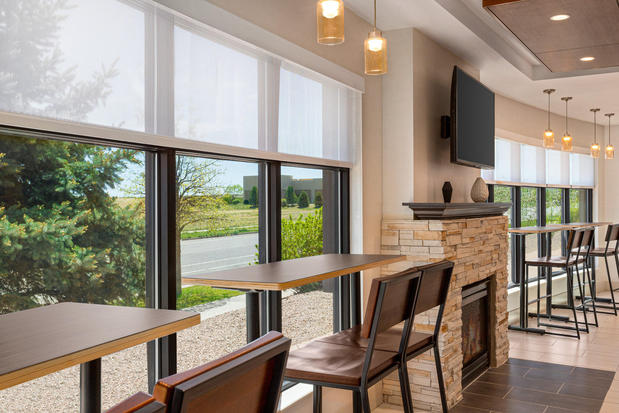 Images Holiday Inn Express & Suites Denver Airport by IHG