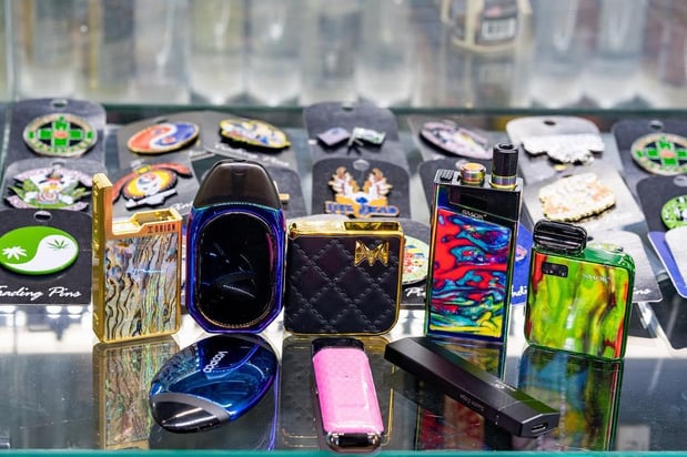 Images United Smoke & Vape Shop