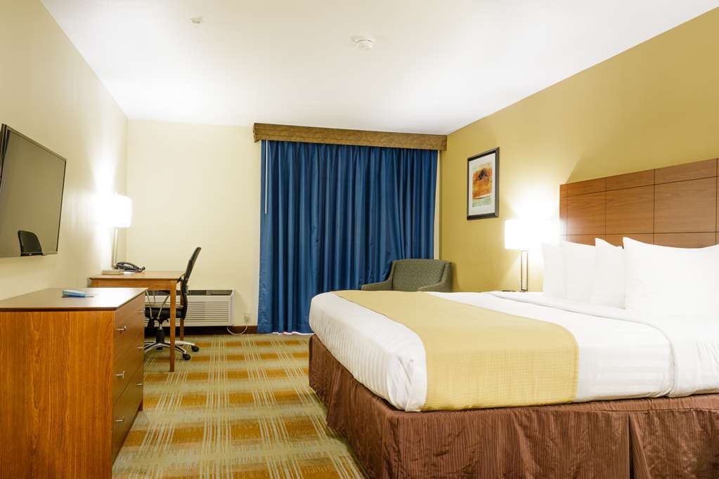 IMG HDR Best Western Kiva Inn Fort Collins (970)484-2444