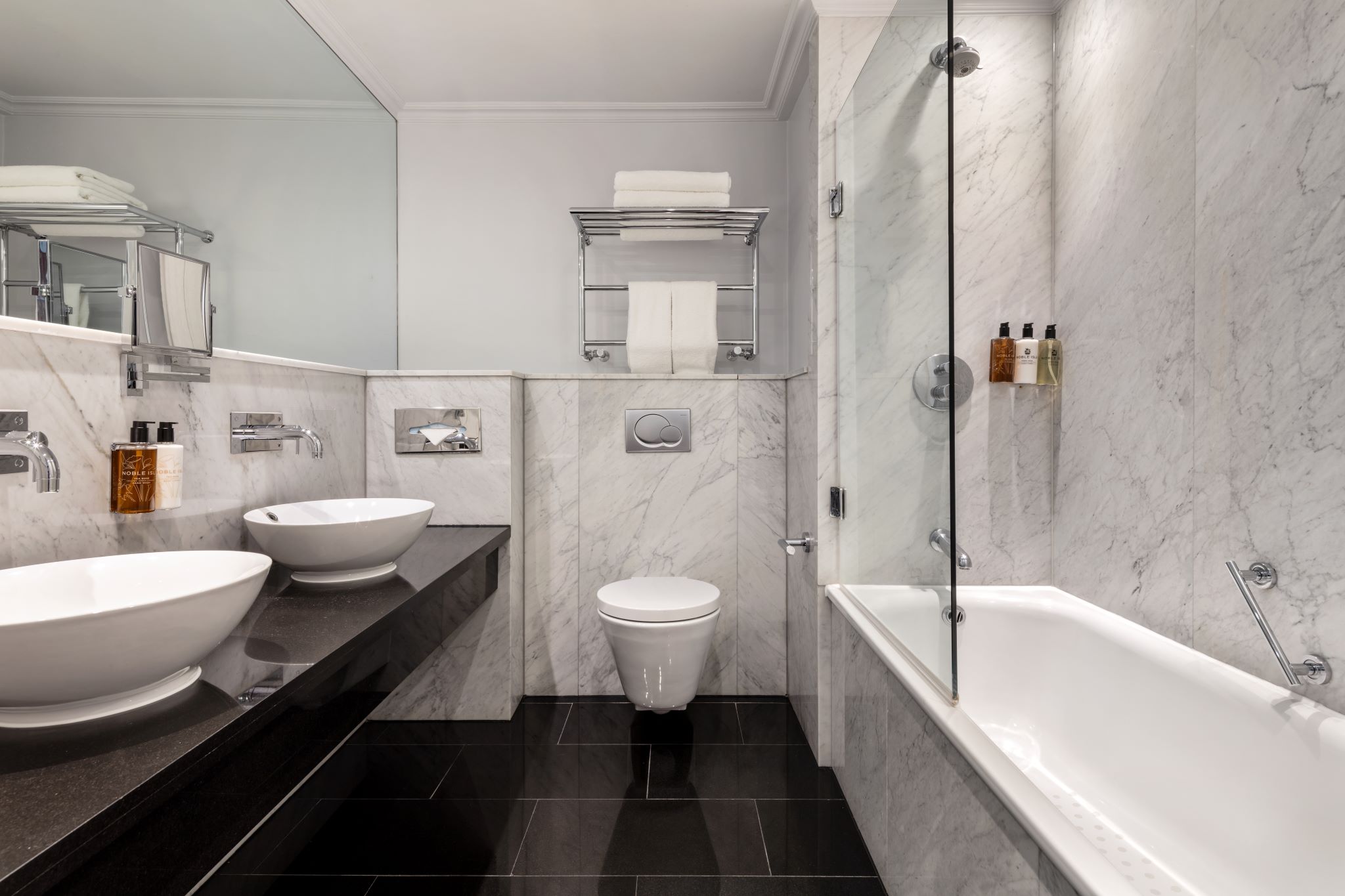 Collection Superior Bathroom