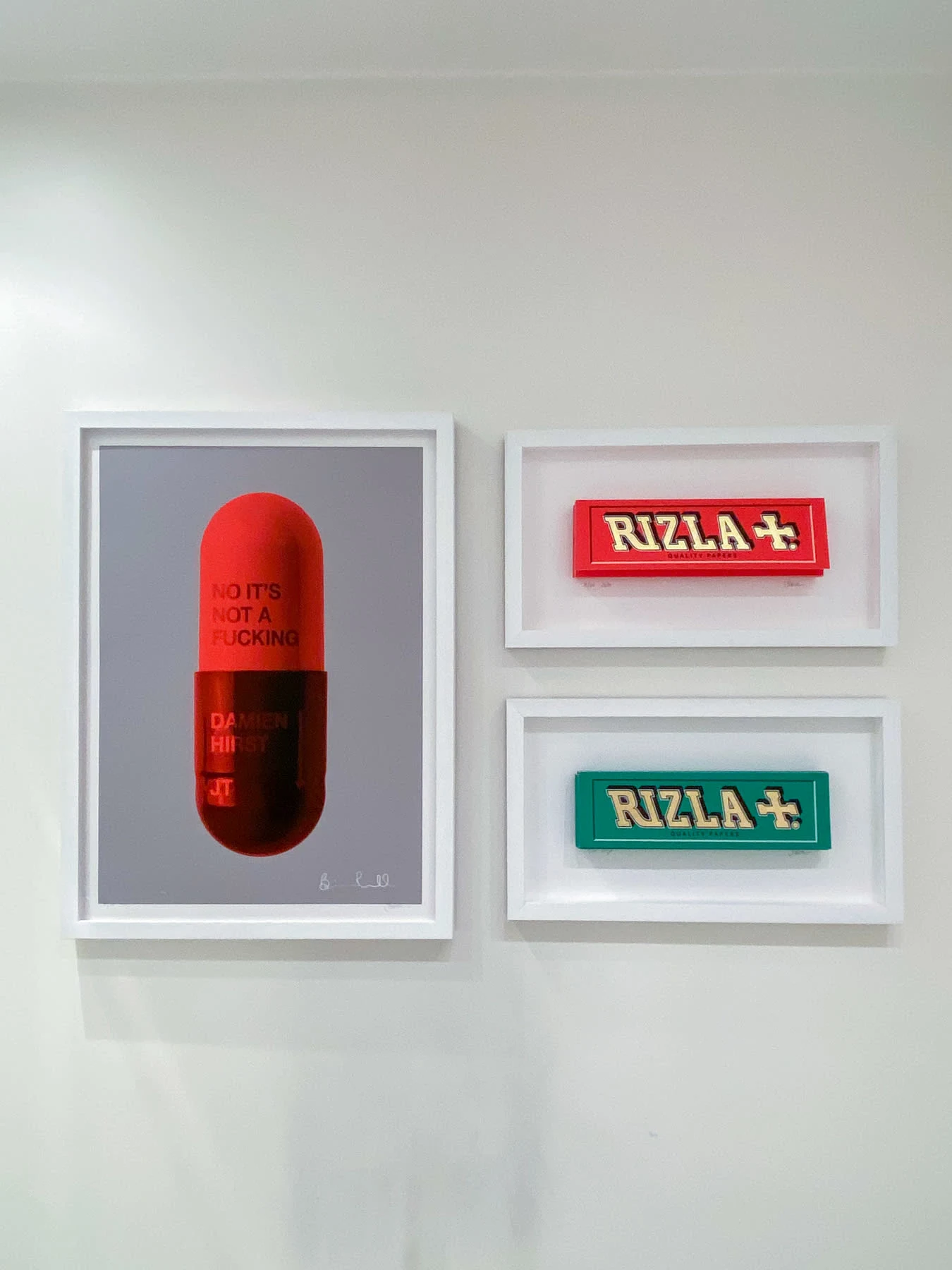 Images Hang it Services Ltd