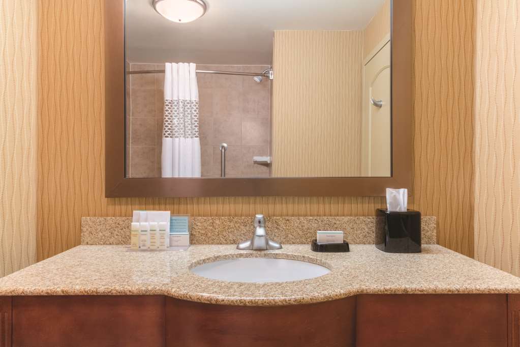 Guest room bath Hampton Inn by Hilton Edmonton/South, Alberta, Canada Edmonton (780)801-2600