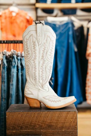 Images Ariat Brand Shop