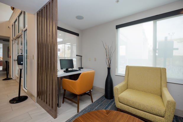 Images Holiday Inn Express & Suites Berkeley by IHG