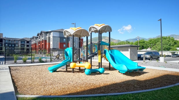Images Oquirrh Hills Apartments