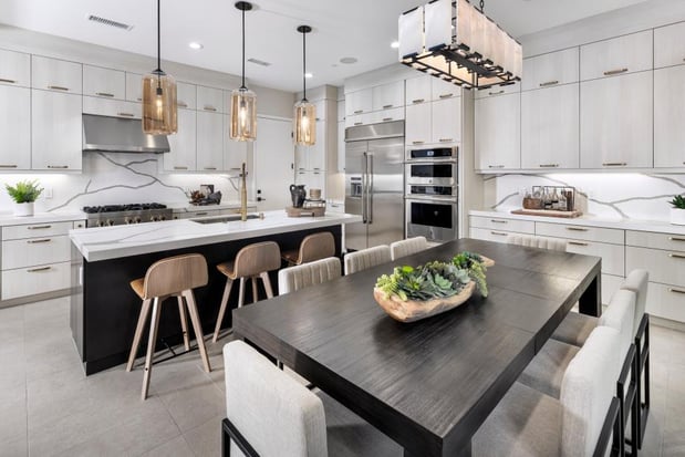 Images Viewpoint at Metro Heights