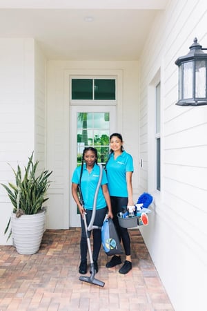 Images Custom Cleaning of the Palm Beaches