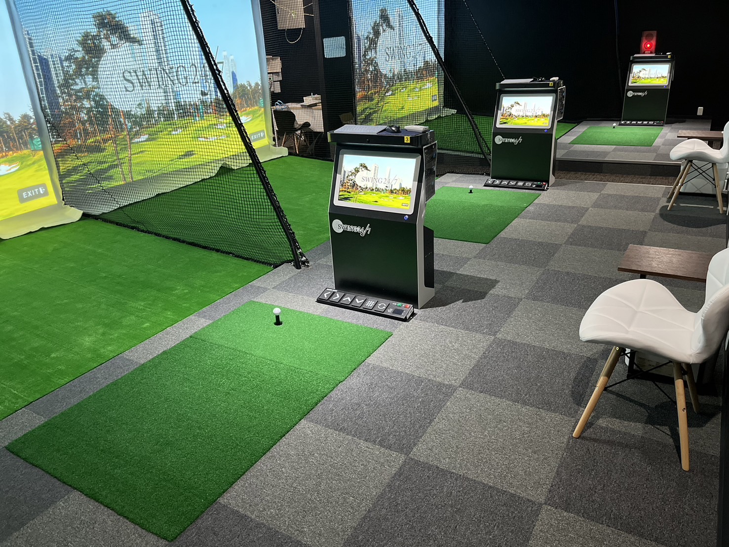 Images インドアゴルフ練習場 SWING24/7 茅場町店