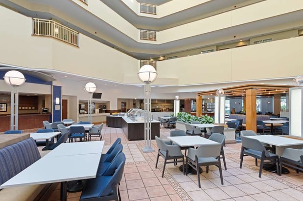 Images Embassy Suites by Hilton Tampa USF Near Busch Gardens