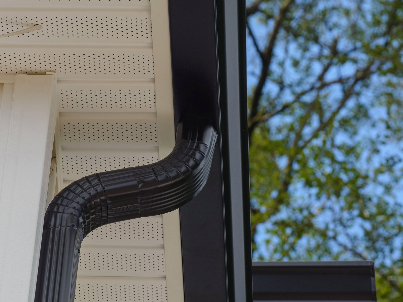 Gutter Glove by Eavestrough