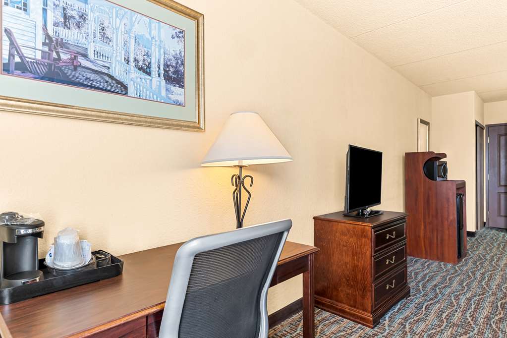 Double Queen Room