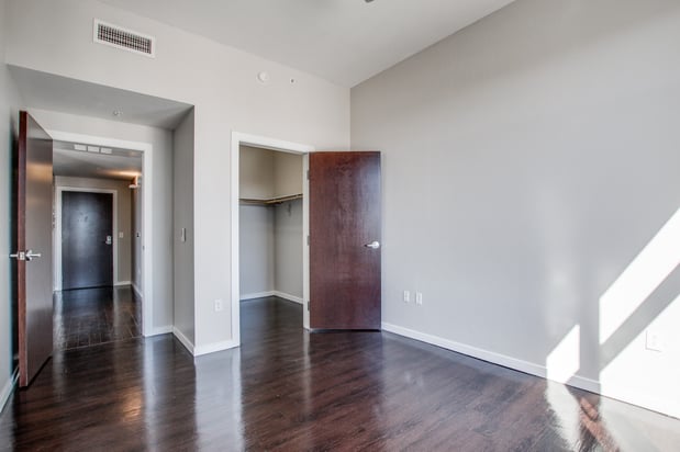 Images One East Broadway