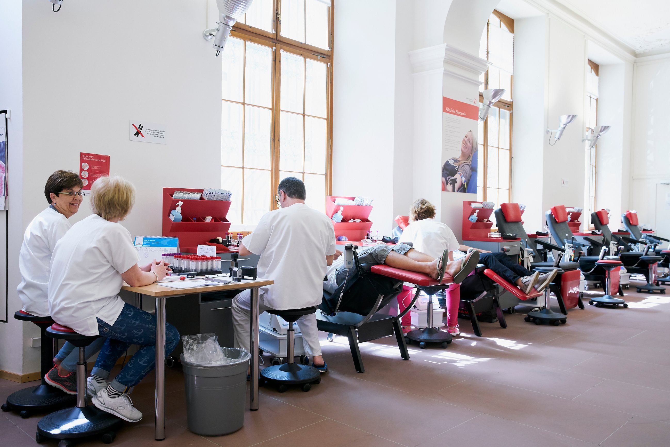 Bilder Blutspendezentrum SRK beider Basel