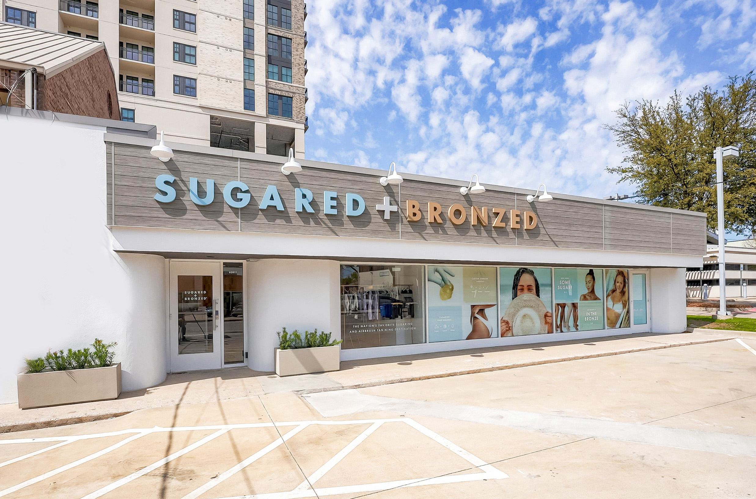 SUGARED + BRONZED Highland Park storefront