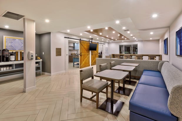 Images Staybridge Suites Pittsburgh Airport by IHG
