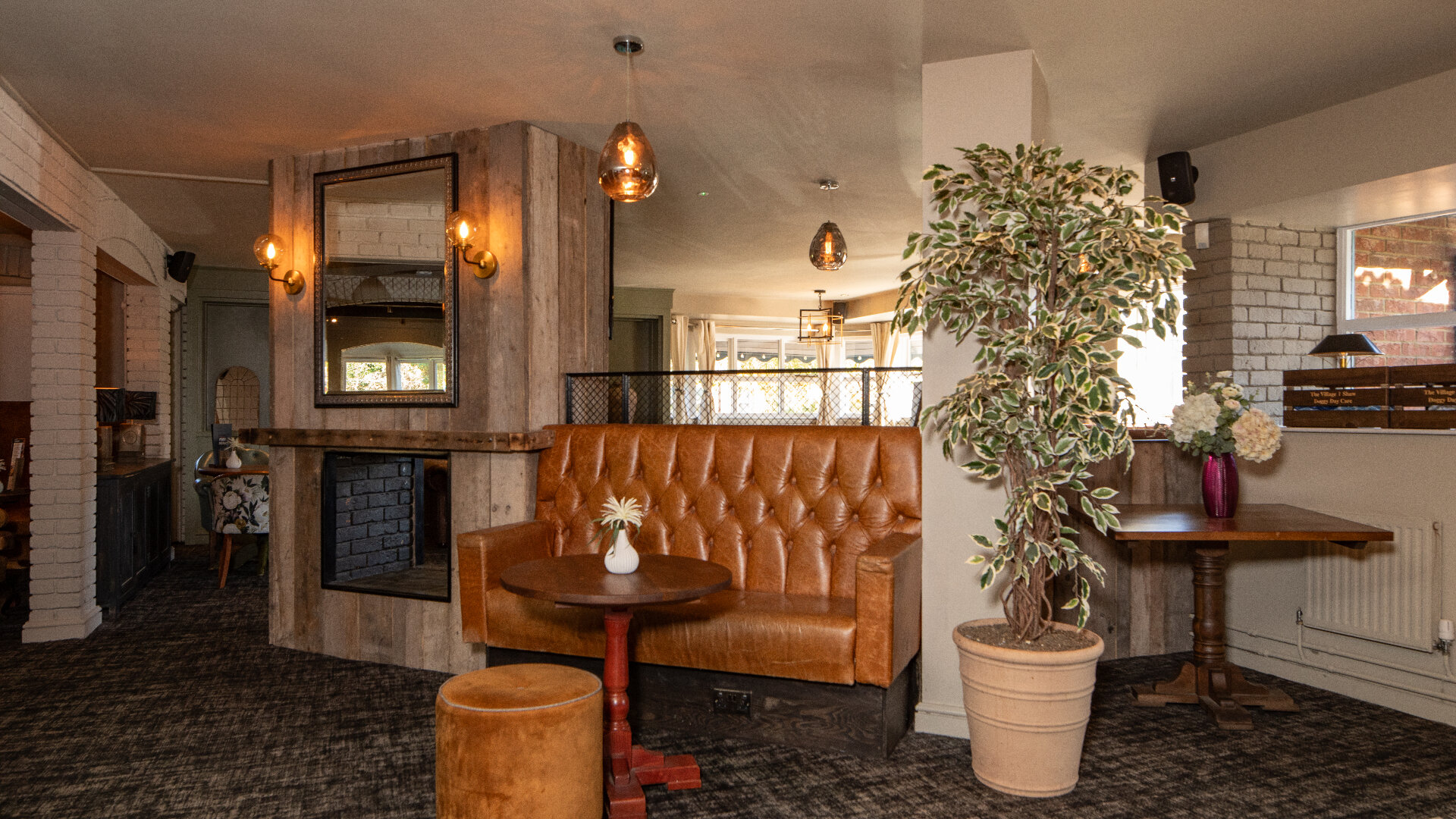 Images The Village Inn
