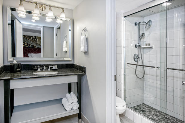 Images Hotel Indigo Dallas Downtown by IHG