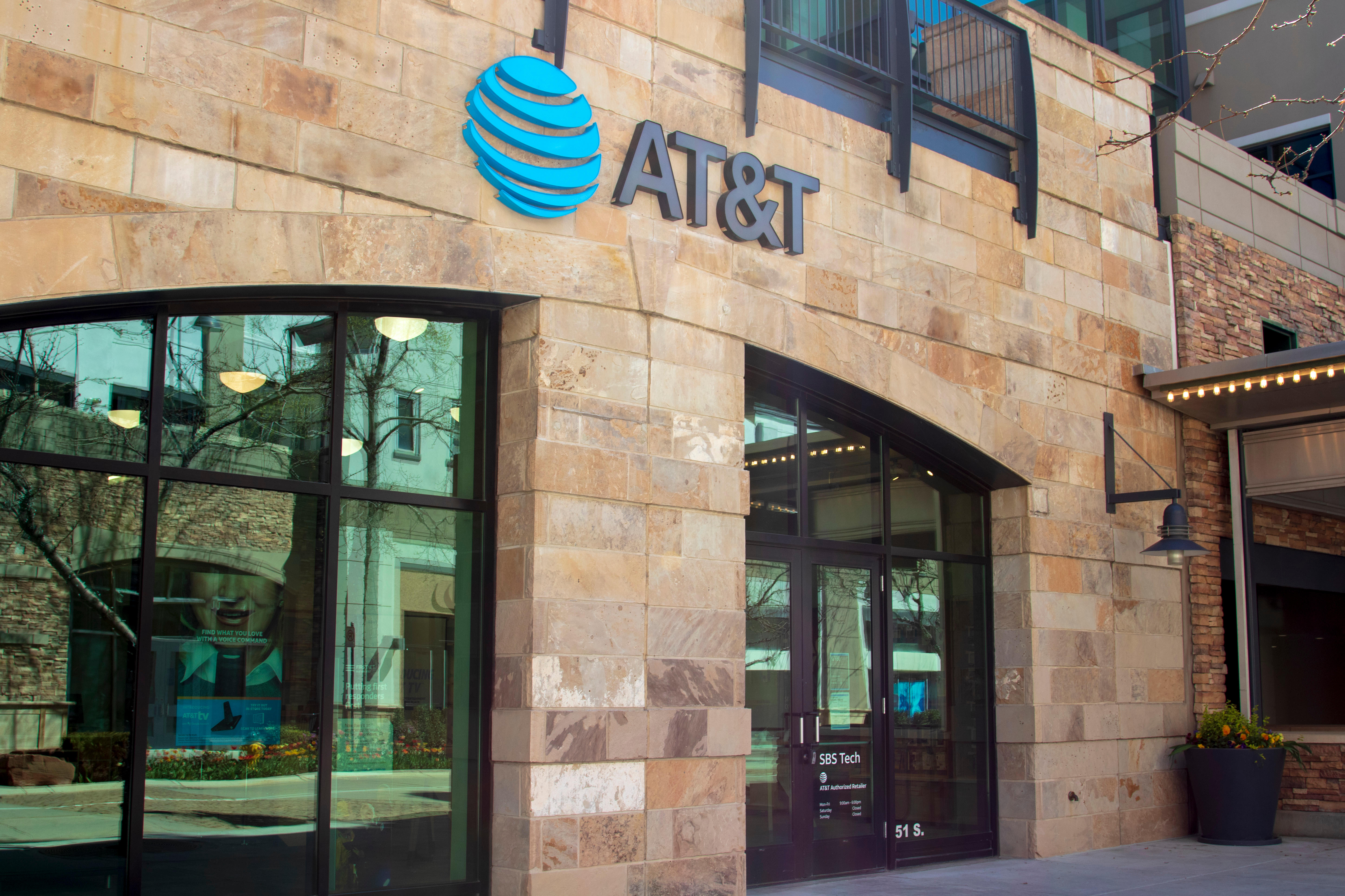 AT&T Store Photo