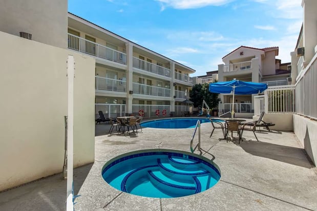 Images SureStay Plus by Best Western Tempe University
