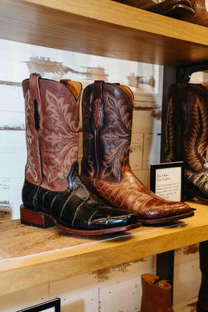 Images Ariat Brand Shop