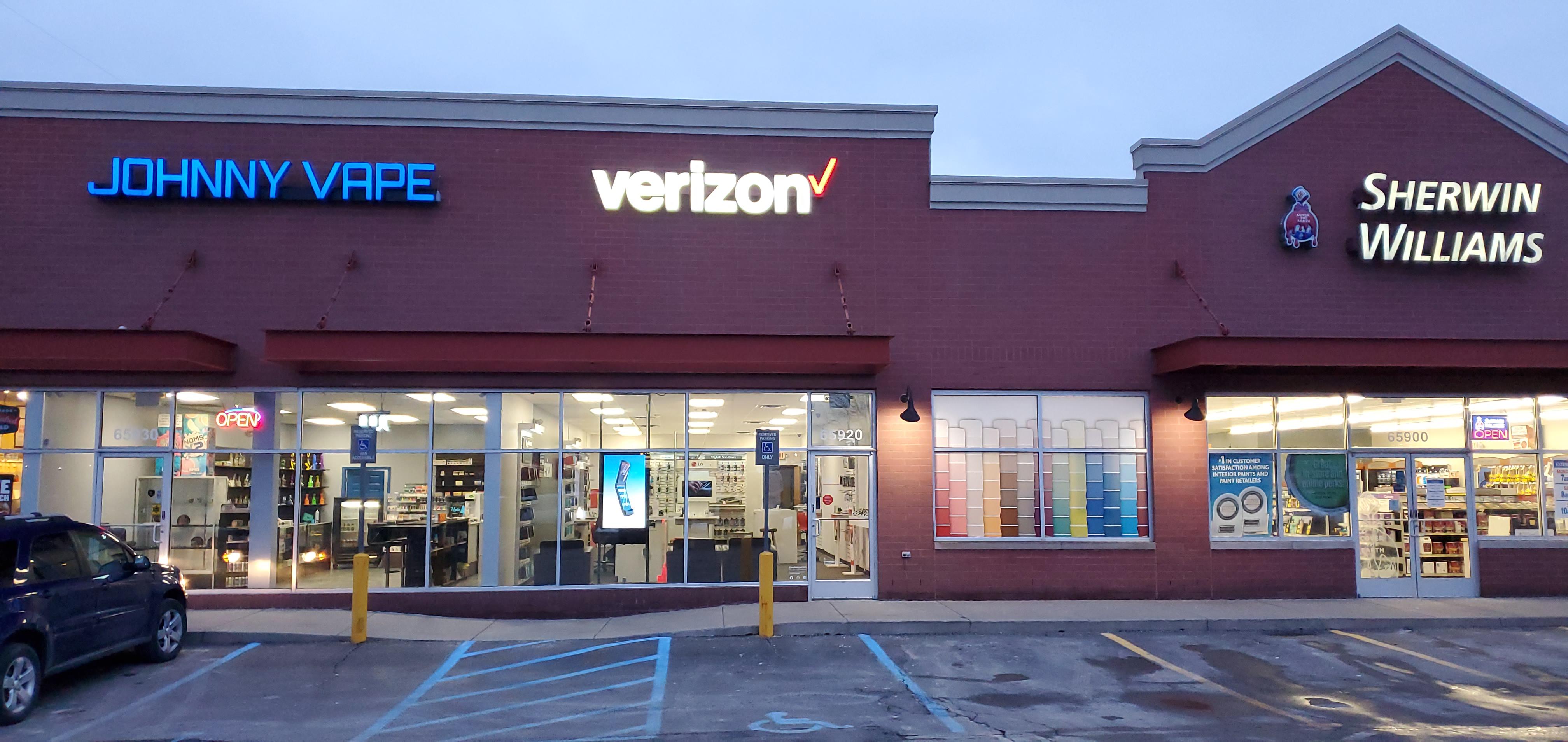 Verizon Authorized Retailer – GoWireless Photo