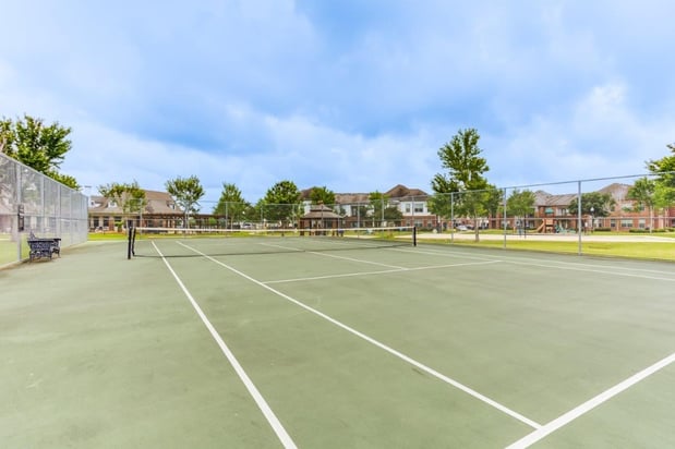 Images Chateau Mirage Apartment Homes