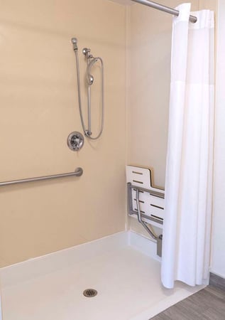 Images Hampton Inn and Suites Seal Beach