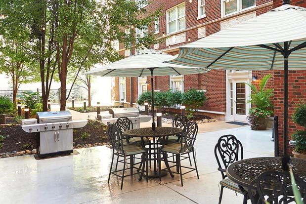 Images Residences at Forest Park