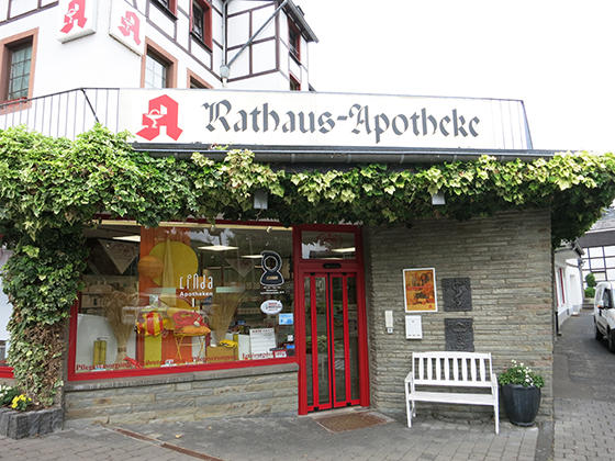Rathaus-Apotheke, Rathausplatz 4 in Blankenheim