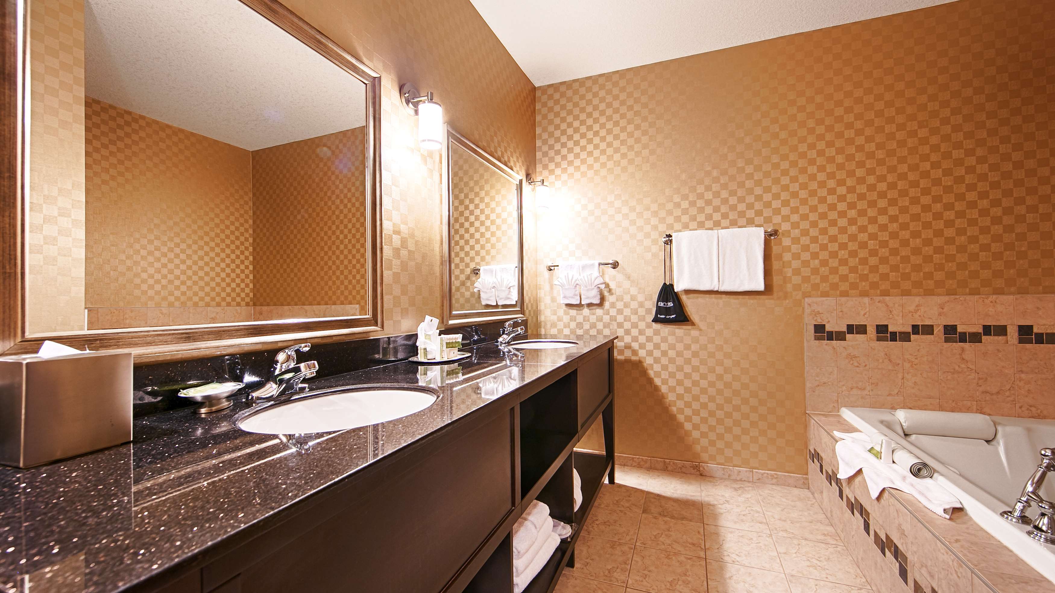 Guest Bathroom Best Western Sunrise Inn & Suites Stony Plain (780)968-1716