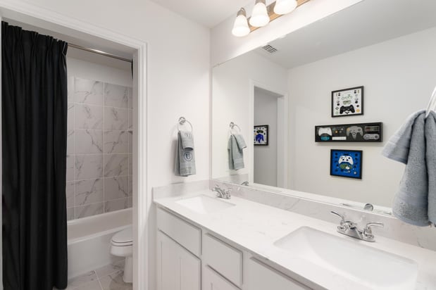 Images UnionMain Homes at Creekside
